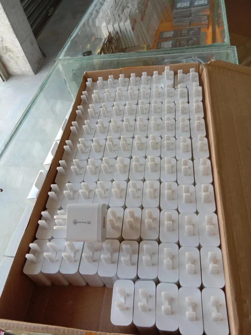 安龙电子产品工厂批发零售部,诺有想开店创业的可到本店咨询了解 - 抖